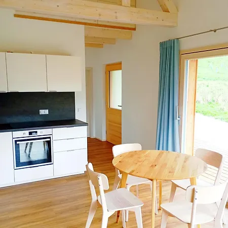 Naehe Bodensee * Neukirch (Tubingen)